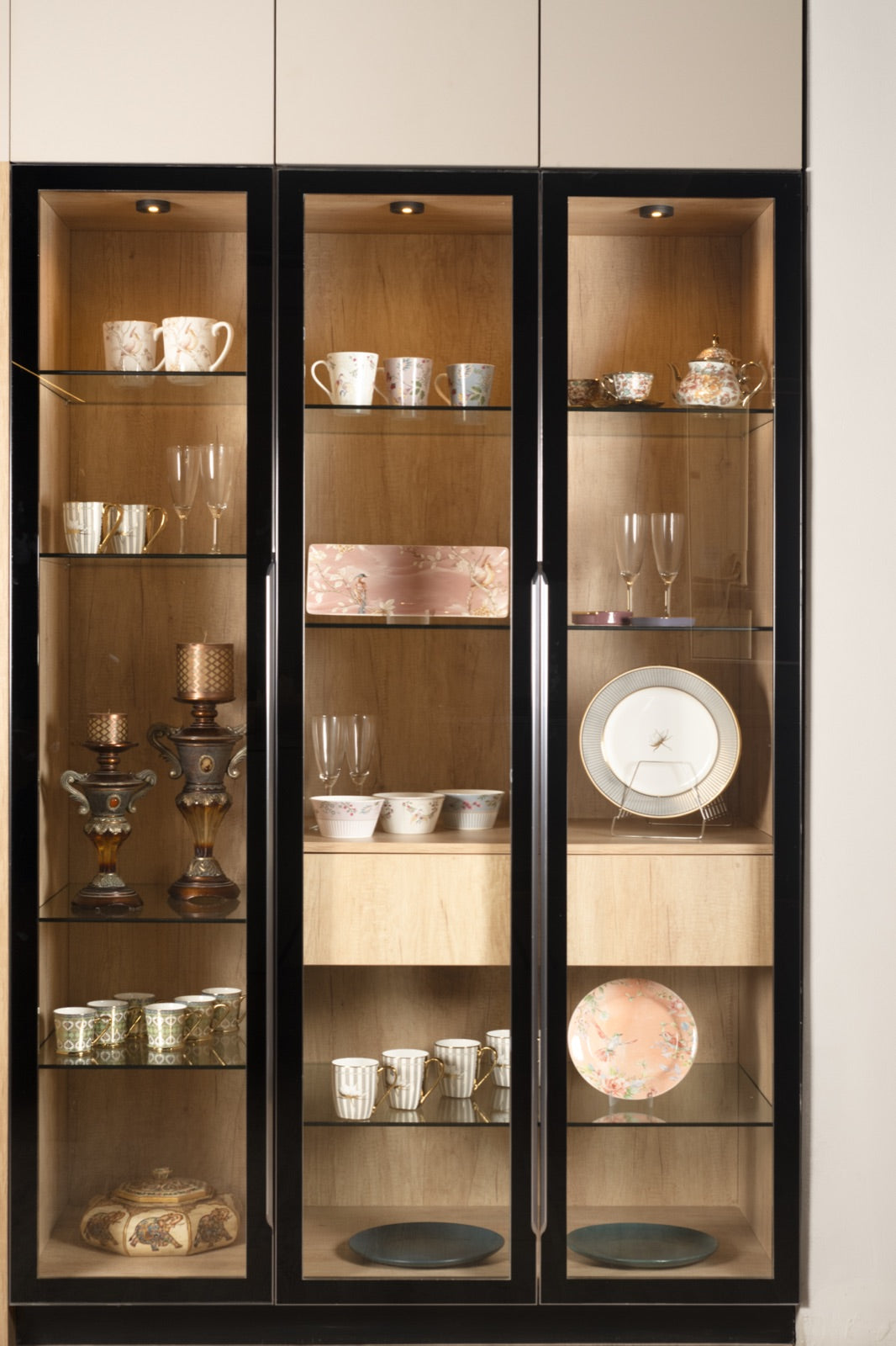 Crockery units