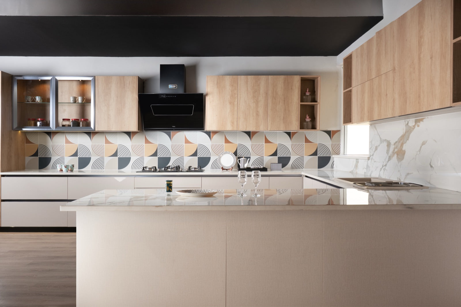 Crockery wall with oven tower